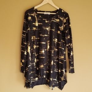 INDIA BOUTIQUE Black and Gold Distressed Top